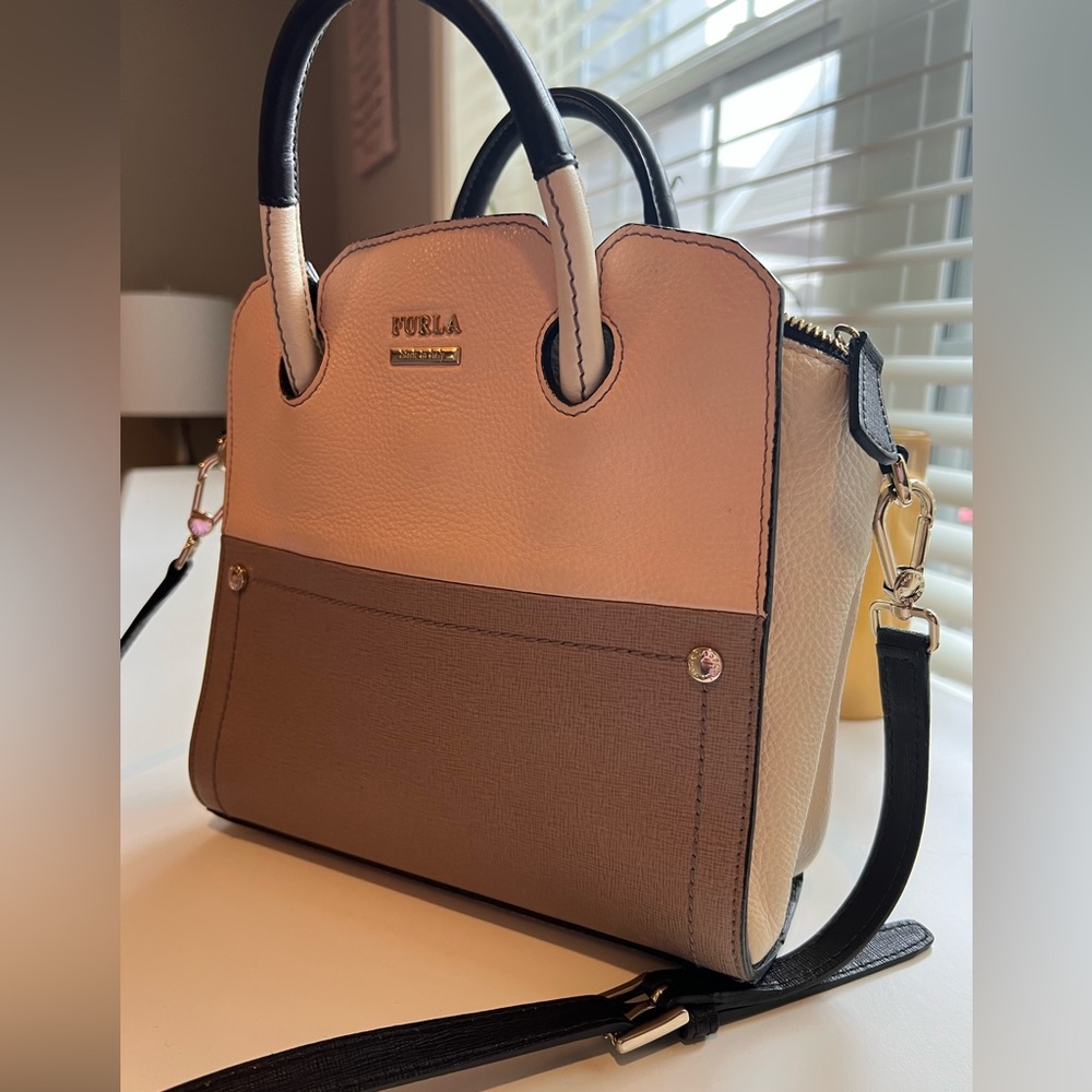 Preloved Authentic Furla Bag